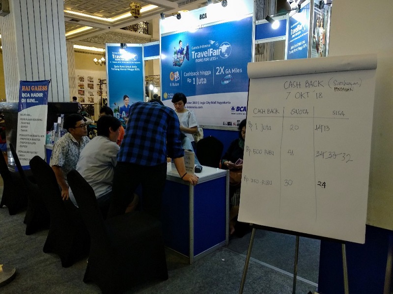 bca-berikan-cashback-rp-1-juta-bagi-nasabah-di-gatf-2018_20181007_170422.jpg