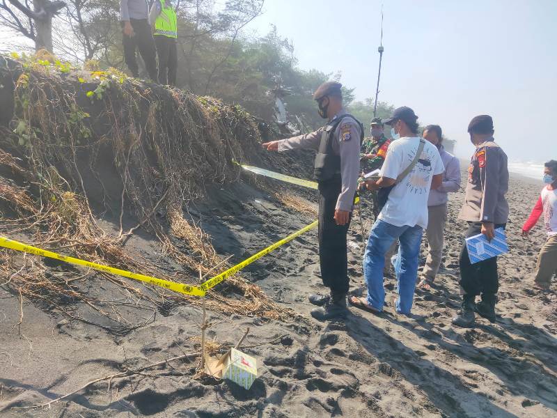 breaking-news-pemancing-temukan-tengkorak-manusia-di-pantai-mlarangan-asri-kulon-progo.jpg