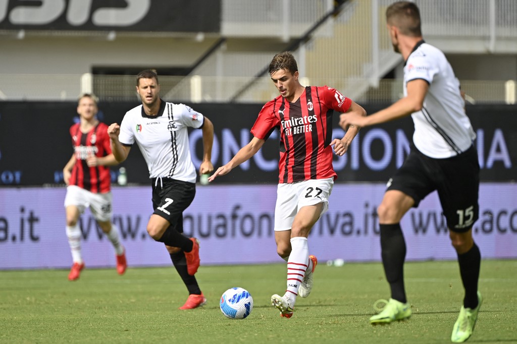 daniel-maldini-di-serie-a-antara-spezia-vs-ac-milan-25-september-2021-di-stadion-alberto-picco.jpg