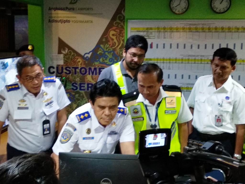dirjen-perhubungan-udara-agus-santoso_20180610_213453.jpg