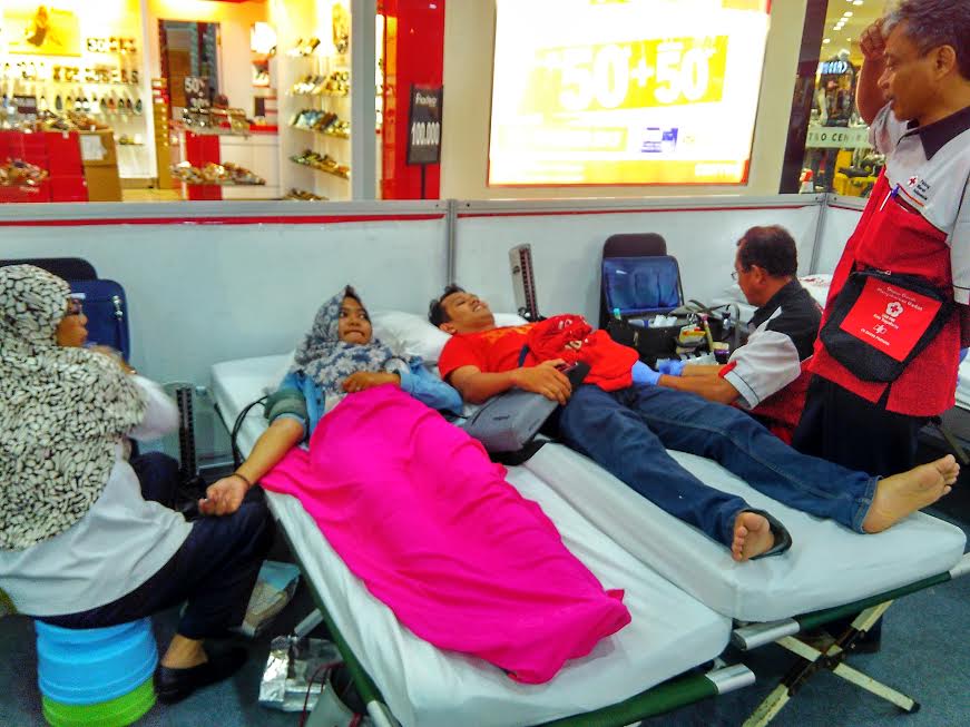 donor-darah-rotary_20170311_142628.jpg