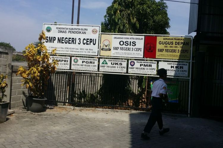 foto-mesum-disebarkan-rekannya-lima-siswa-smp-di-blora-pilih-mengundurkan-diri-dari-sekolah_20181009_203543.jpg