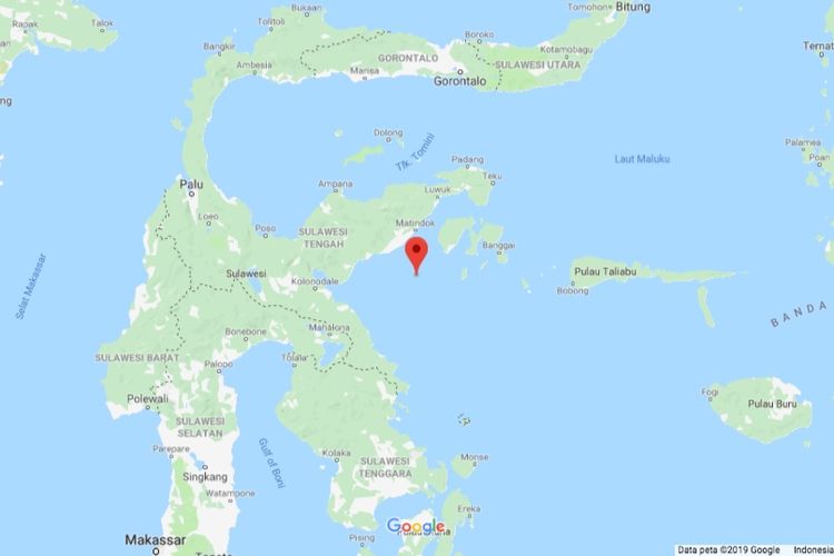 gampa-bermagnitudo-69-guncang-banggai-sulteng-berpotensi-tsunami-warga-berlarian-ke-gunung.jpg