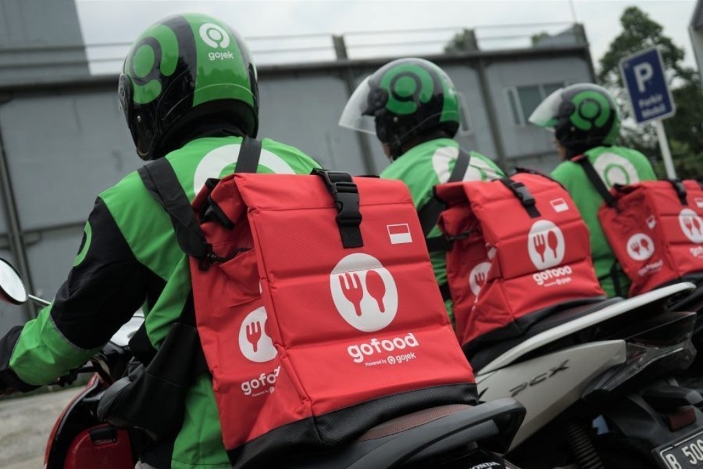 gojek-bangun-kemitraan-dengan-airasia-perkuat-investasi-di-singapura-dan-vietnam.jpg