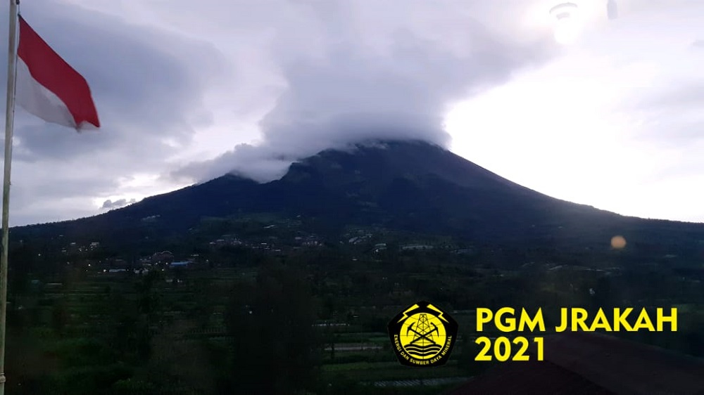gunung-merapi-alami-20-kali-gempa-vulkanik-dangkal-bpptkg-pertandamasih-ada-desakan-magma.jpg