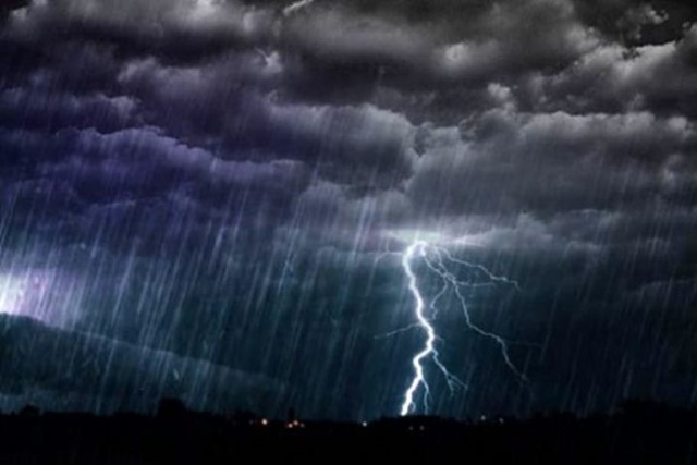 ilustrasi-hujan-disertai-petir.jpg