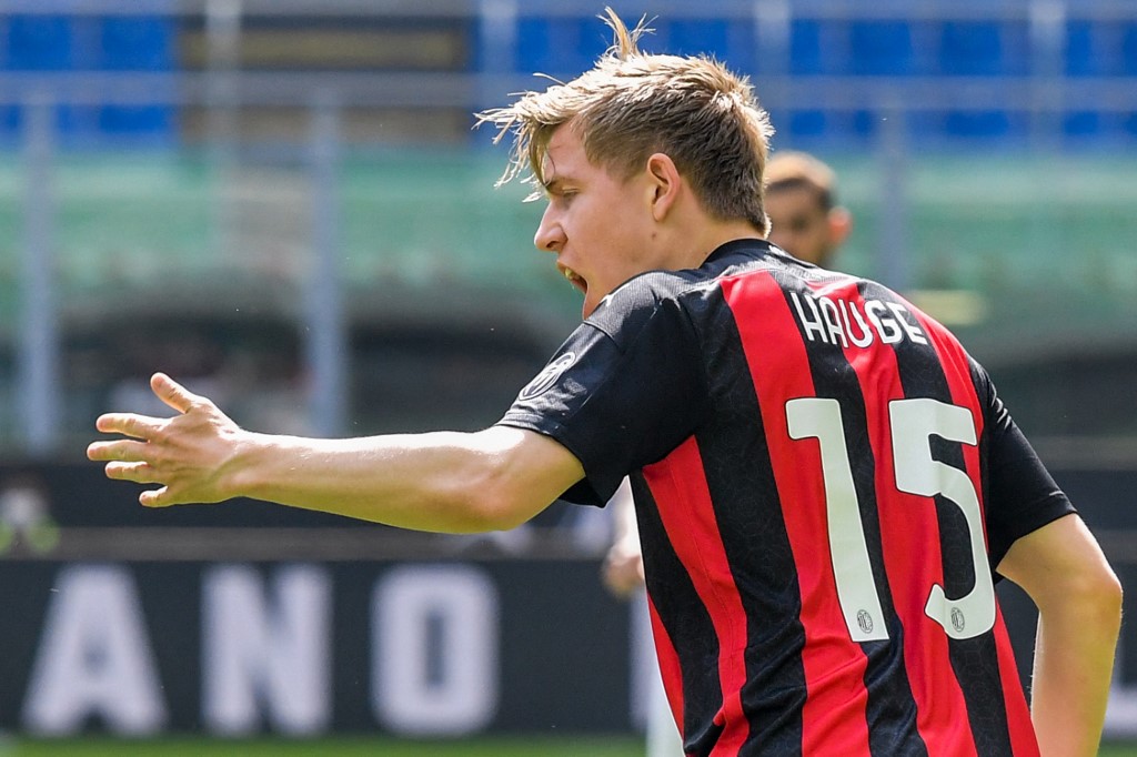 jens-petter-hauge-selebrasi-di-liga-italia-serie-a-ac-milan-vs-sampdoria-pada-3-april-2021.jpg