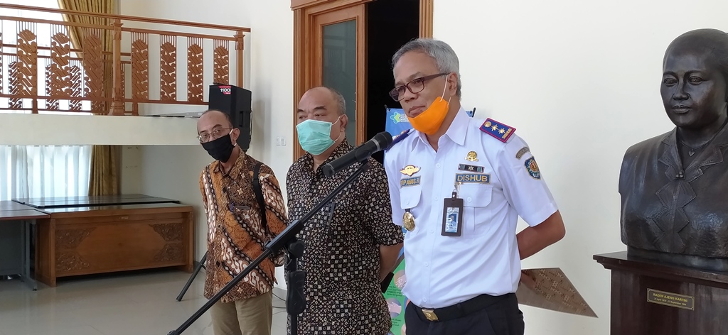 ka-ki-kepala-dinas-perhubungan-diy-tavip-agus-rayanto.jpg