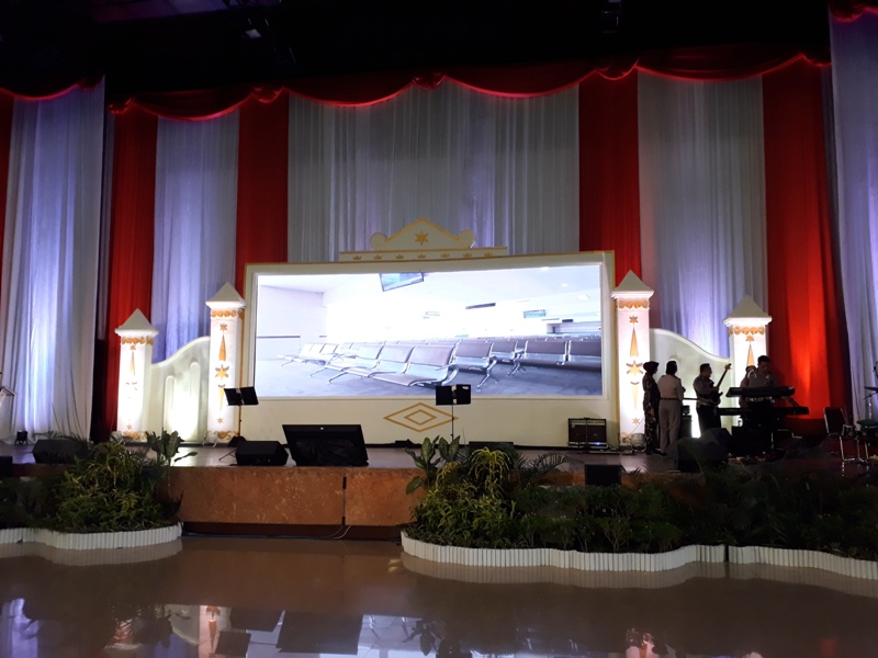 kapolri-dan-sri-mulyani-dalam-dialog-nasional-indonesia-maju-di-umy_20180311_093821.jpg