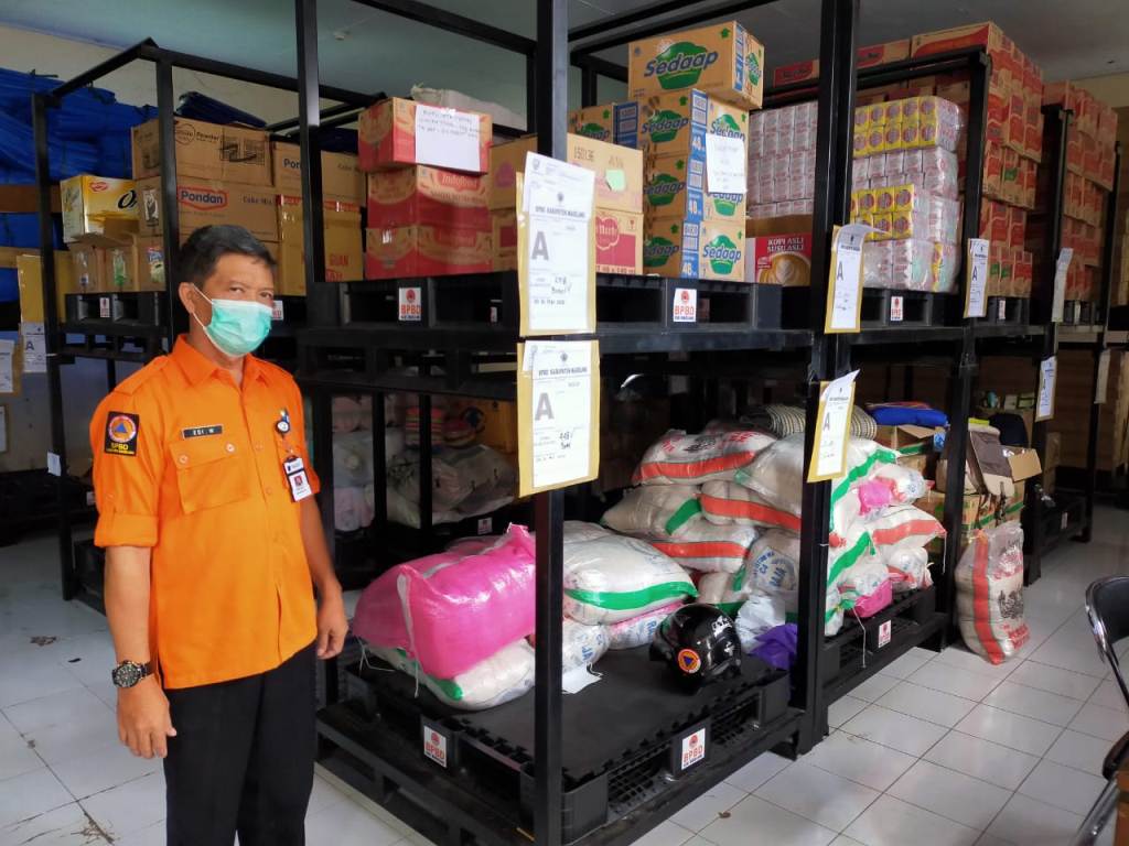 kasus-covid-19-melandai-permintaan-logistik-pasien-isoman-di-kabupaten-magelang-turun-hingga-70.jpg