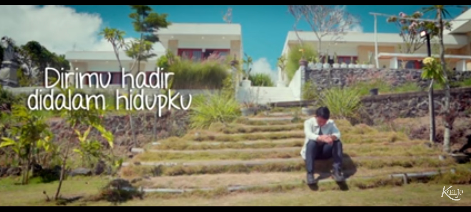 Lirik Lagu Sesal Terlambat Kelvin Joshua, Dirimu hadir didalam hidupku Jadikan ku sempurna lukis