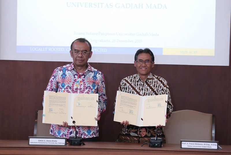 kemenpora-serahkan-hibah-gelanggang-olahraga-ke-ugm.jpg