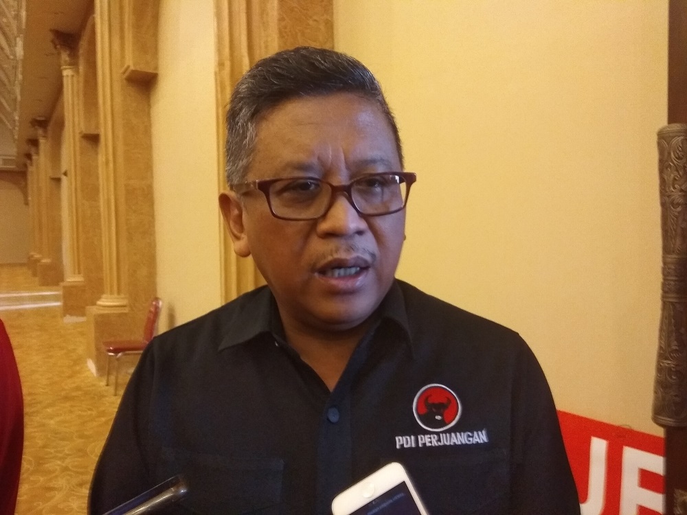 ketum-ppp-ditangkap-kpk-hasto-kita-cermati-suara-romi.jpg