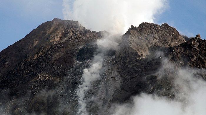 kubah-lava-baru-2021-gunung-merapi.jpg