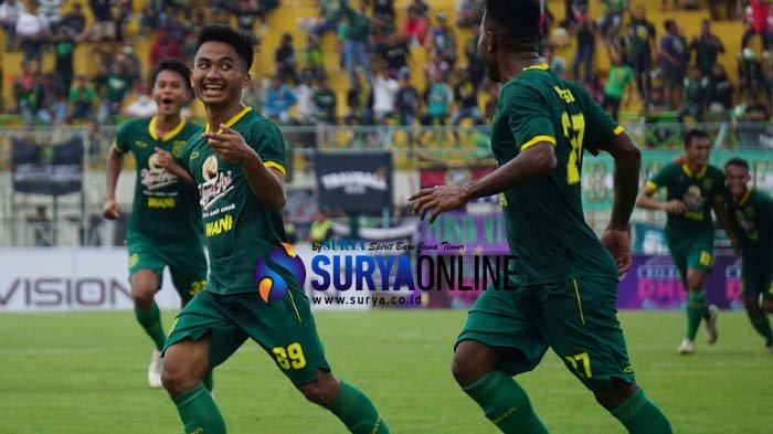 laga-perdana-piala-gubernur-jatim-2020-persebaya-surabaya-bungkam-persik-kediri-3-1.jpg