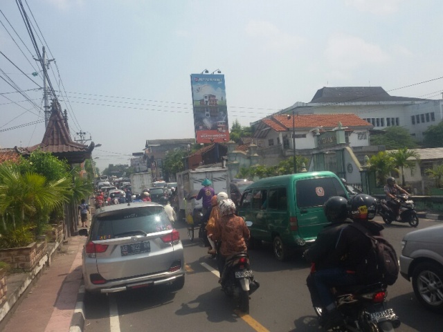 macet_2105_20150521_130709.jpg