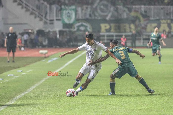 mantan-striker-pss-sleman-jadi-senjata-ampuh-arema-fc-saat-bungkam-ps-tira-persikabo-di-liga-1-2020.jpg