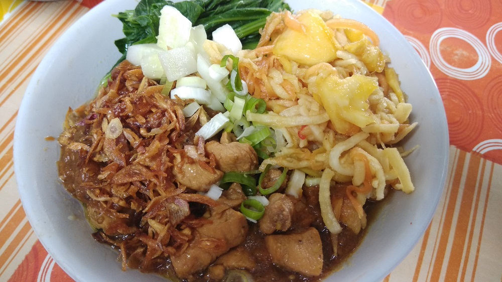 mencicipi-mie-ayam-rujak-di-bantul-rasanya-gurih-asam-manis.jpg