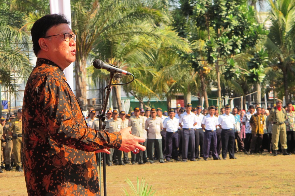 mendagri-tjahjo-kumolo-di-klaten_20170922_192635.jpg