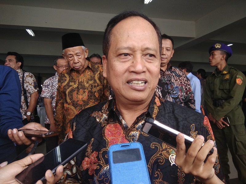 menristekdikti-ri-apresiasi-gelar-expo-mahasiswa-uty_20180804_185816.jpg