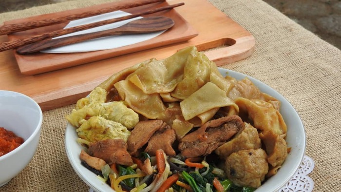 mie-ayam-palembang-afui-digemari-mahasiswa-di-yogyakarta.jpg