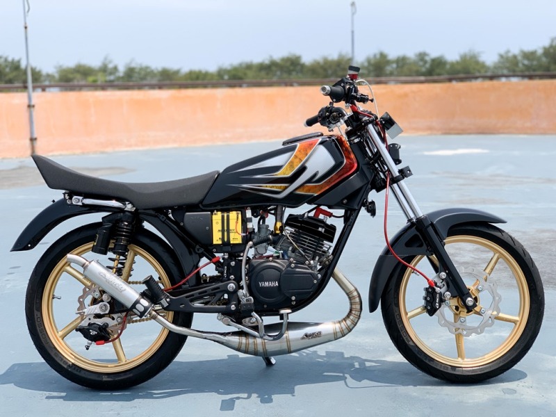 modifikasi-yamaha-rx-king-ala-faisal-radick-rogoh-kocek-puluhan-juta-raja-jalanan-tampil-sangar.jpg