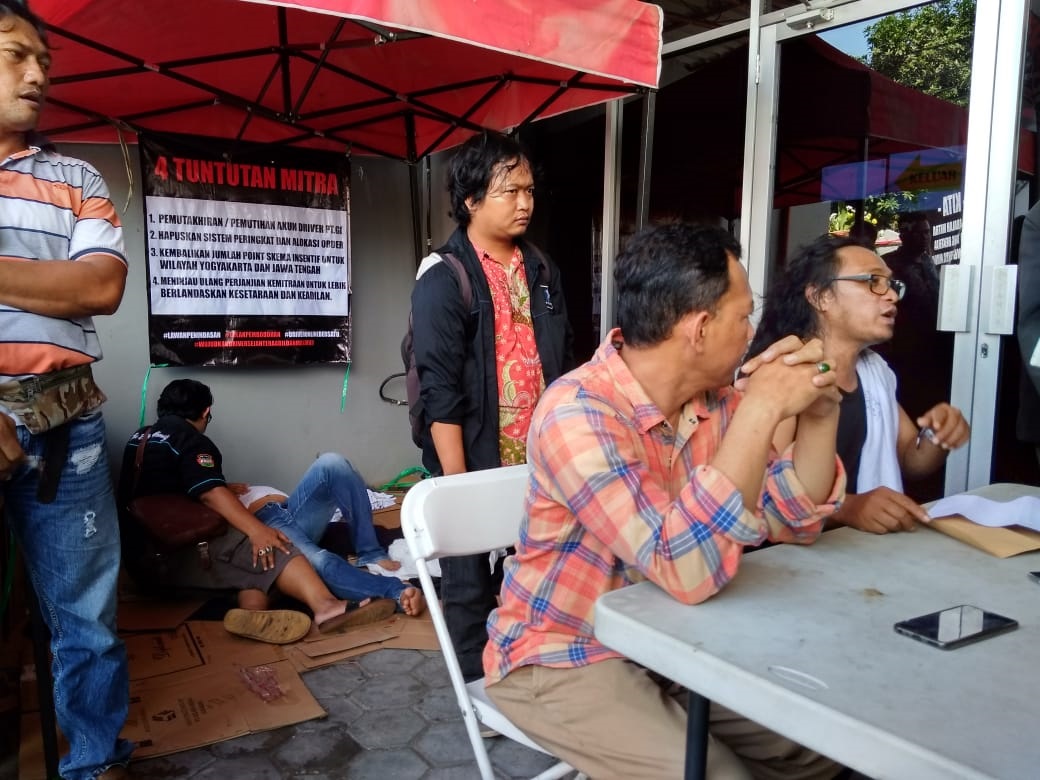 mogok-makan-driver-ojek-online-di-yogyakarta-masih-berlanjut.jpg