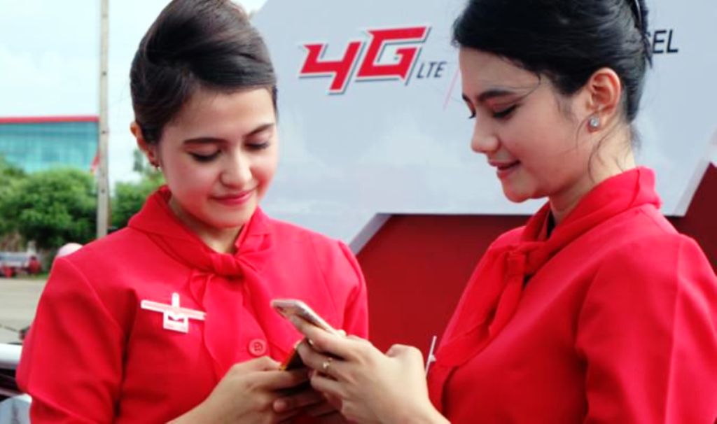 momen-idul-fitri-memicu-kenaikan-penggunaan-data-atau-trafik-internet-telkomsel_20180619_173044.jpg