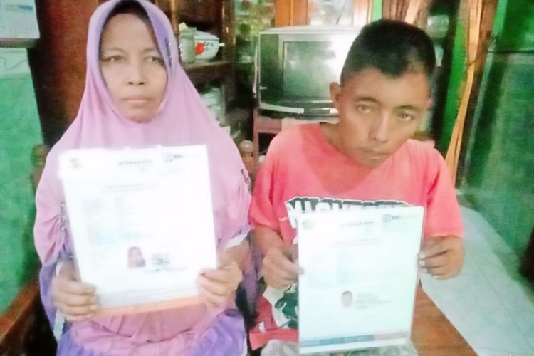 nabung-setiap-hari-selama-10-tahun-pengamen-di-probolinggo-ini-mampu-berangkatkan-ibunya-naik-haji.jpg