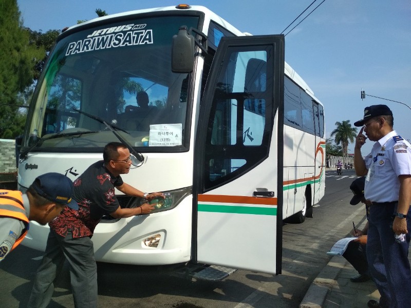 Operasi Rampcheck di Magelang, Petugas Tindak Belasan Angkutan Pariwisata