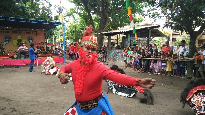 paguyuban-kesenian-jathilan-mataram-satrio-mudho-budoyo-pentas-jathilan_20170709_153329.jpg