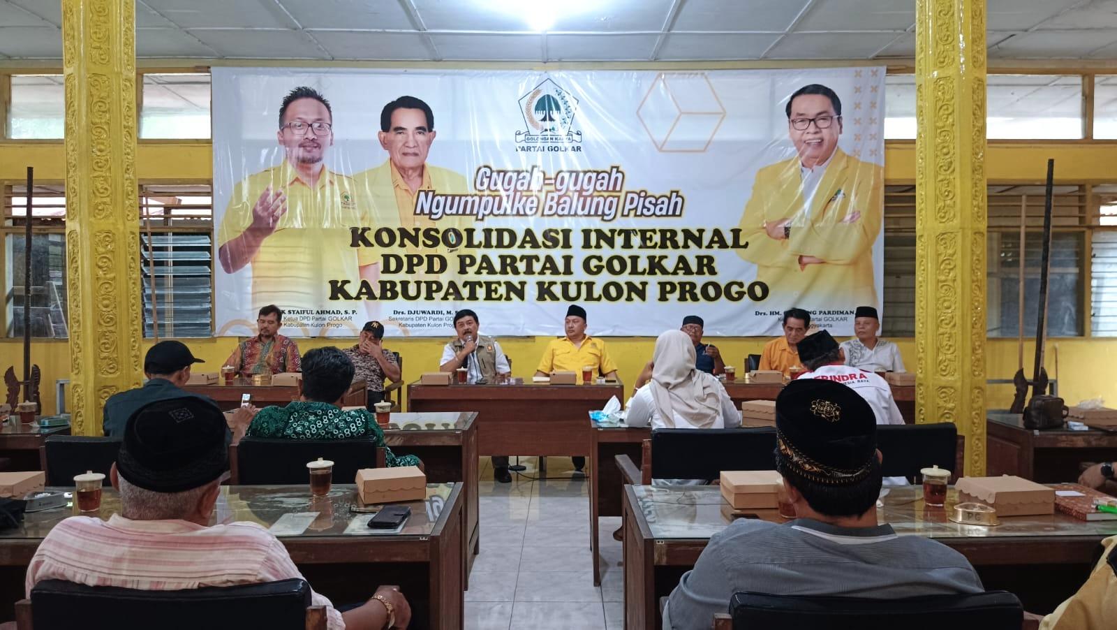 parpol-di-Sekretariat-DPD-Partai-Golkar-Kulon-Progo.jpg