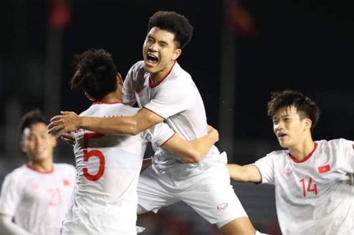 pemain-timnas-u-22-vietnam-merayakan-gol-yang-dicetak-ke-gawang-timnas-u-22-indonesia.jpg