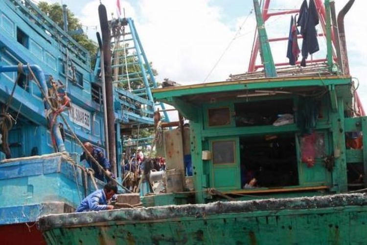 pencurian-ikan-di-natuna-utara-didominasi-kapal-vietnam-nahkodanya-nekat-tabrak-kapal-patroli.jpg
