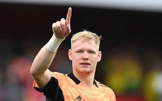 penjaga-gawang-arsenal-inggris-aaron-ramsdale.jpg