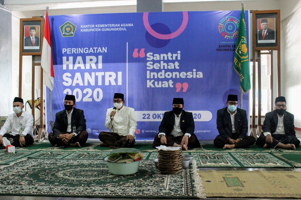 peringatan-hari-santri-nasional-di-gunungkidul-tetap-meriah-meski-di-tengah-pandemi.jpg