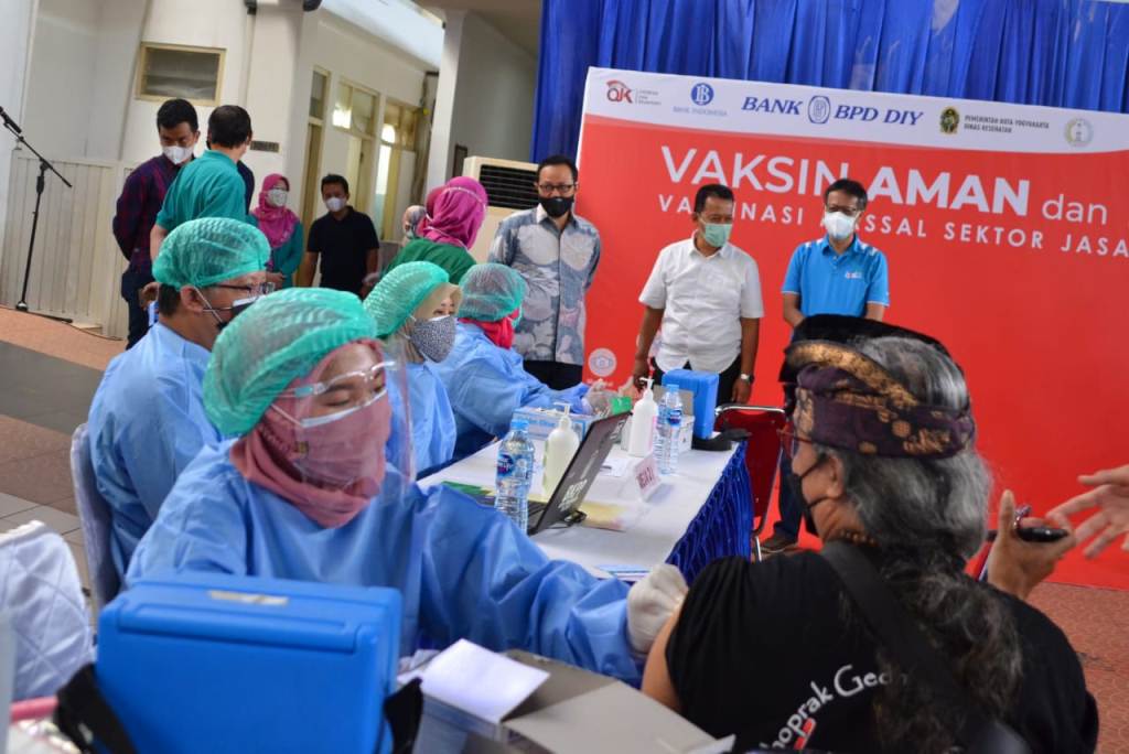 permudah-akses-vaksinasi-covid-19-pemkot-yogya-buka-pendaftaran-lewat-aplikasi-jss.jpg