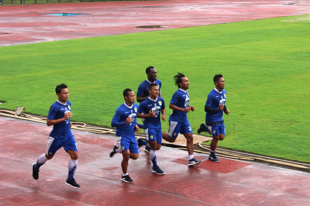 persib-tc-di-uny_20171222_112850.jpg