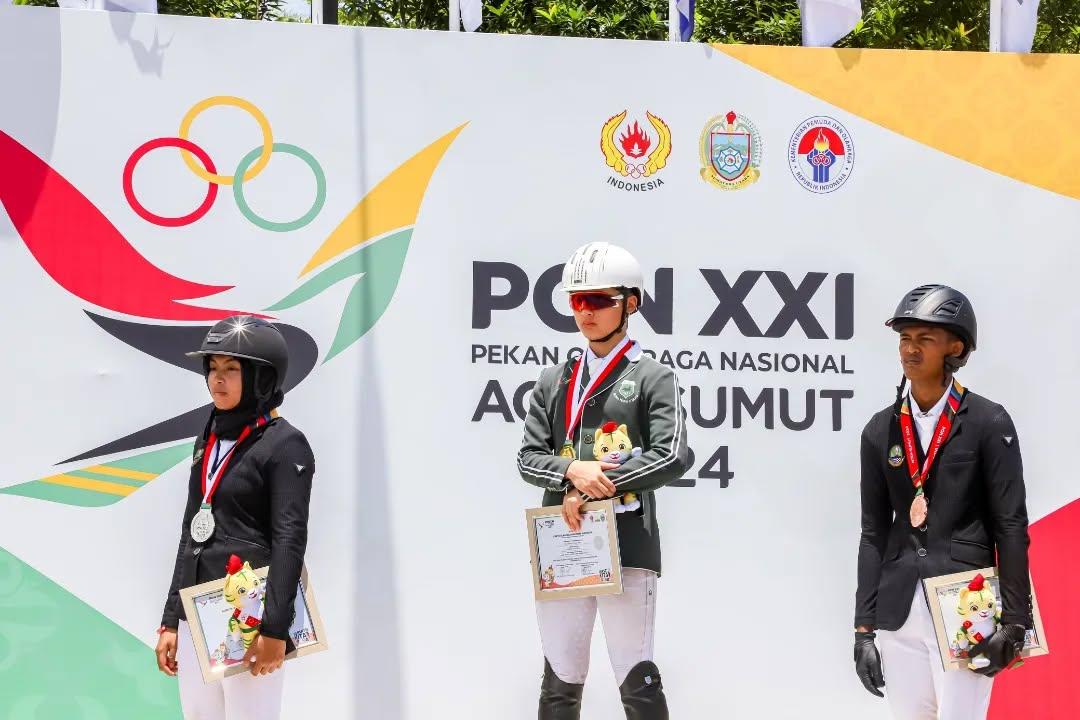 podium-pon-aceh-sumut-2024-dinov.jpg