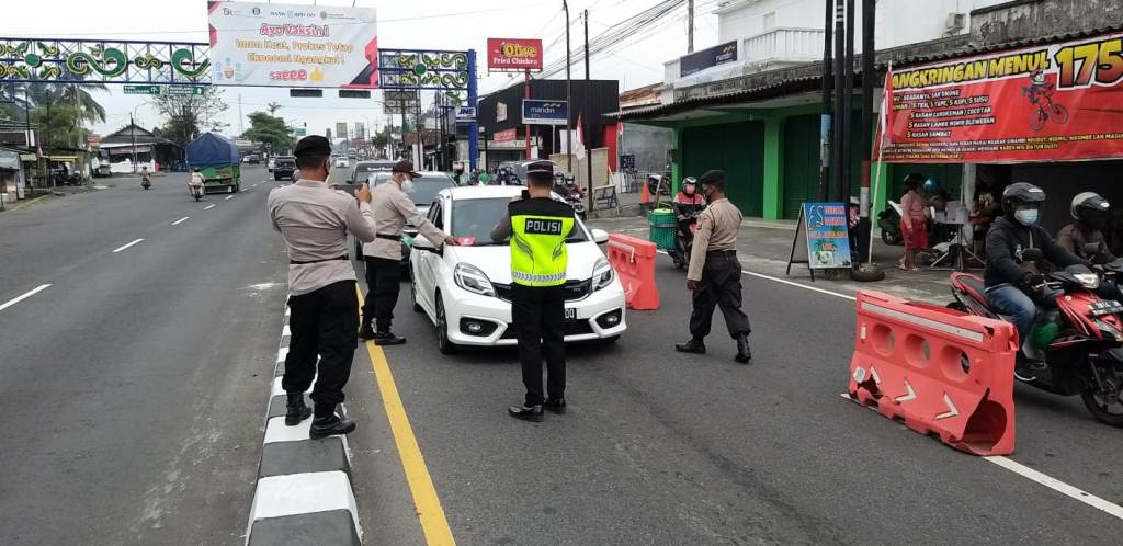 ppkm-level-4-diperpanjang-penyekatan-di-sleman-mulai-dilonggarkan.jpg