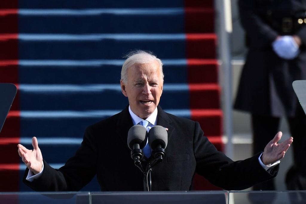 presiden-as-joe-biden-menyampaikan-pidato-pelantikannya-pada-tanggal-20-januari-2021-di-capitol-as.jpg