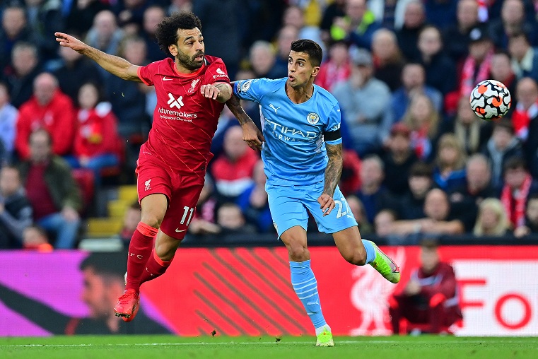 rating-pemain-liverpool-vs-man-city-yang-berakhir-imbang-2-2-mo-salah-8-foden-8.jpg