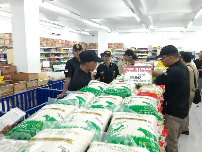 ratusan-kilogram-beras-tak-miliki-izin-edar-dijual-bebas-di-toko-modern.jpg