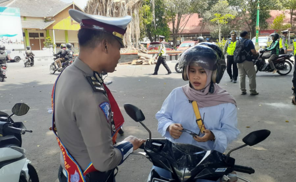 satlantas-polres-sleman-menggelar-razia-stasioner.jpg
