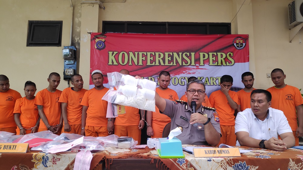 sejak-awal-januari-2020-polda-diy-ungkap-15-kasus-penyalahgunaan-narkoba.jpg