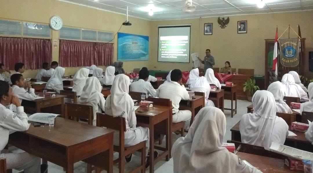 sma-negeri-1-sentolo-tangkal-hoaks-dengan-pemahaman-literasi.jpg