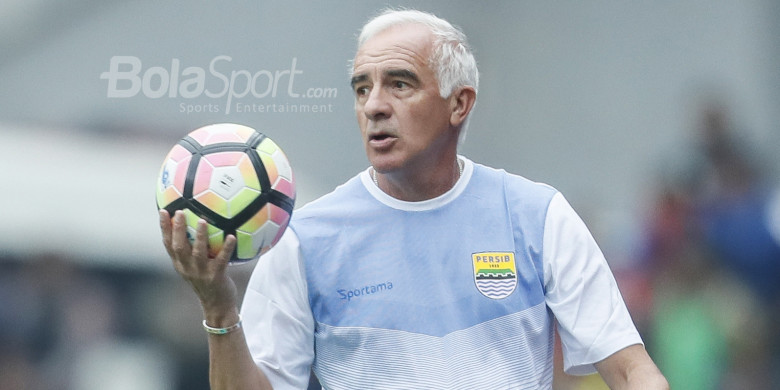 soal-sindiran-kepada-manajemen-di-akun-instagramnya-begini-komentar-mario-gomez_20180226_223709.jpg