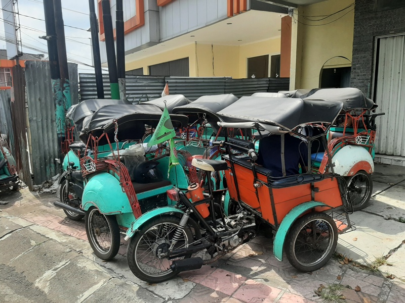 tak-ada-lagi-penumpang-puluhan-betor-di-yogyakarta-ditinggal-pemiliknya-di-pinggir-jalan.jpg