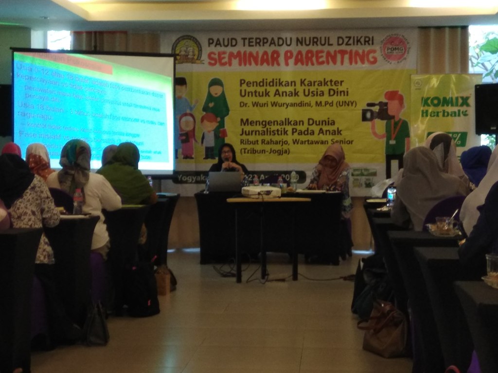 tanamkan-pendidikan-karakter-anak-sejak-dini.jpg