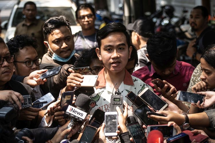 temui-megawati-gibran-sampaikan-keseriusannya-maju-pilkada-solo-tegaskan-akan-lewat-pdip.jpg